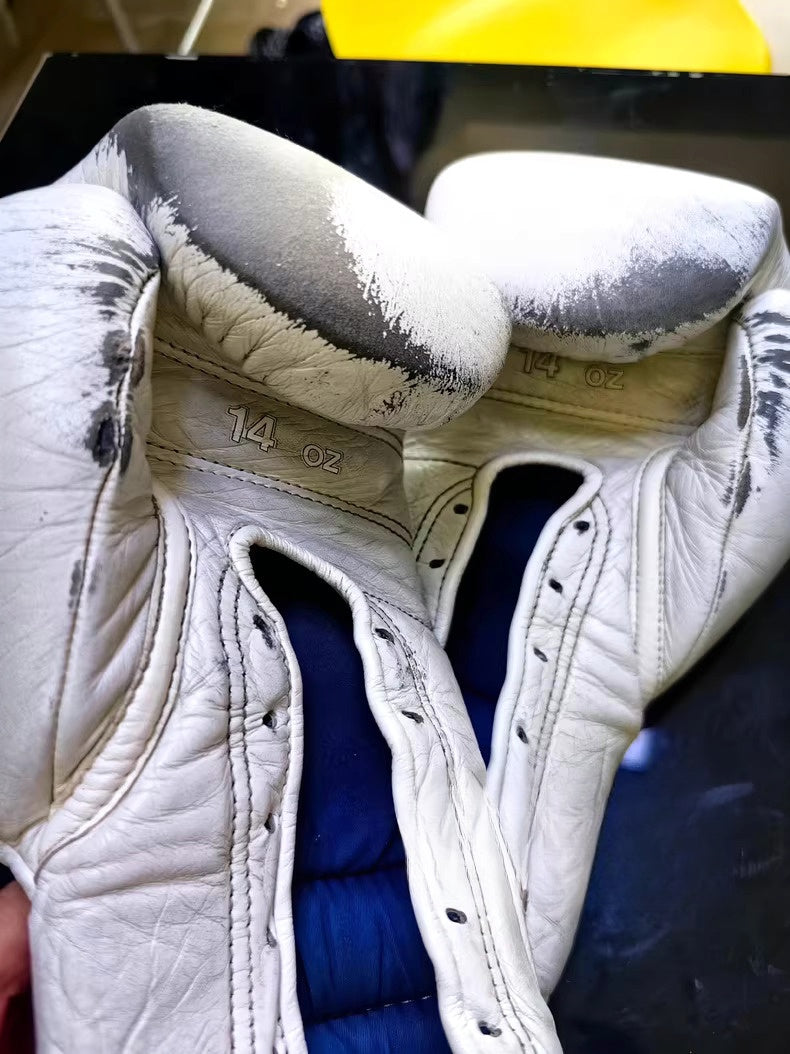 Winning Gloves (Refurbished)