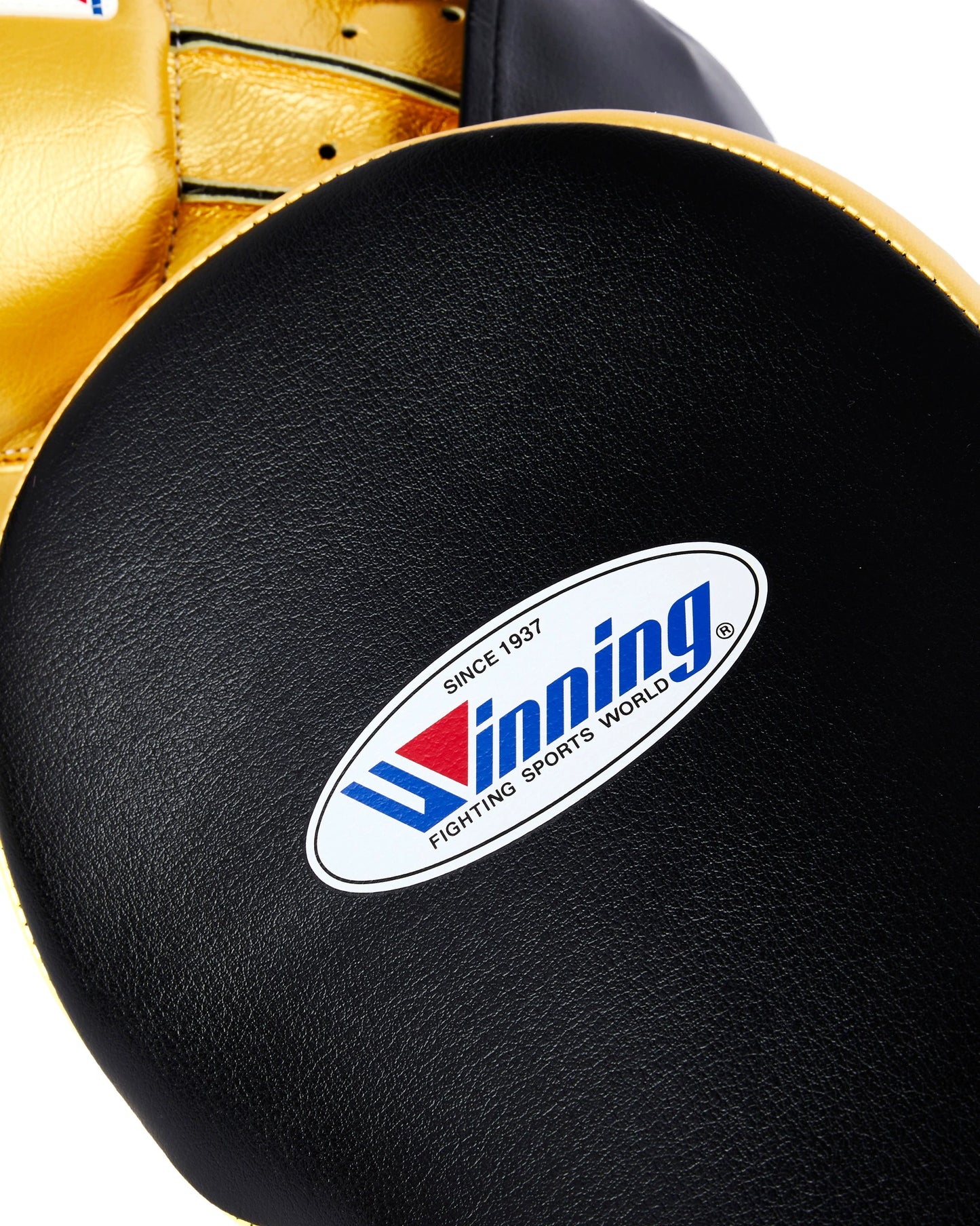 WINNING BOXER TARGET ARC SHIELD TARGET CLOSED GAUNTLET