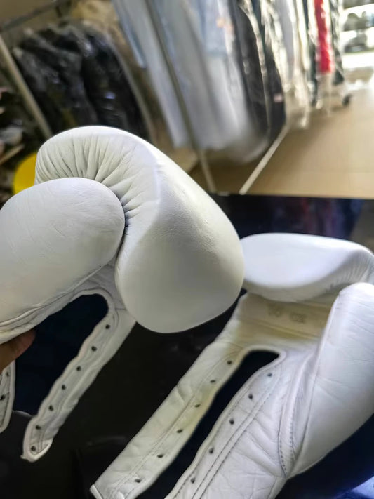 Winning Gloves (Refurbished)